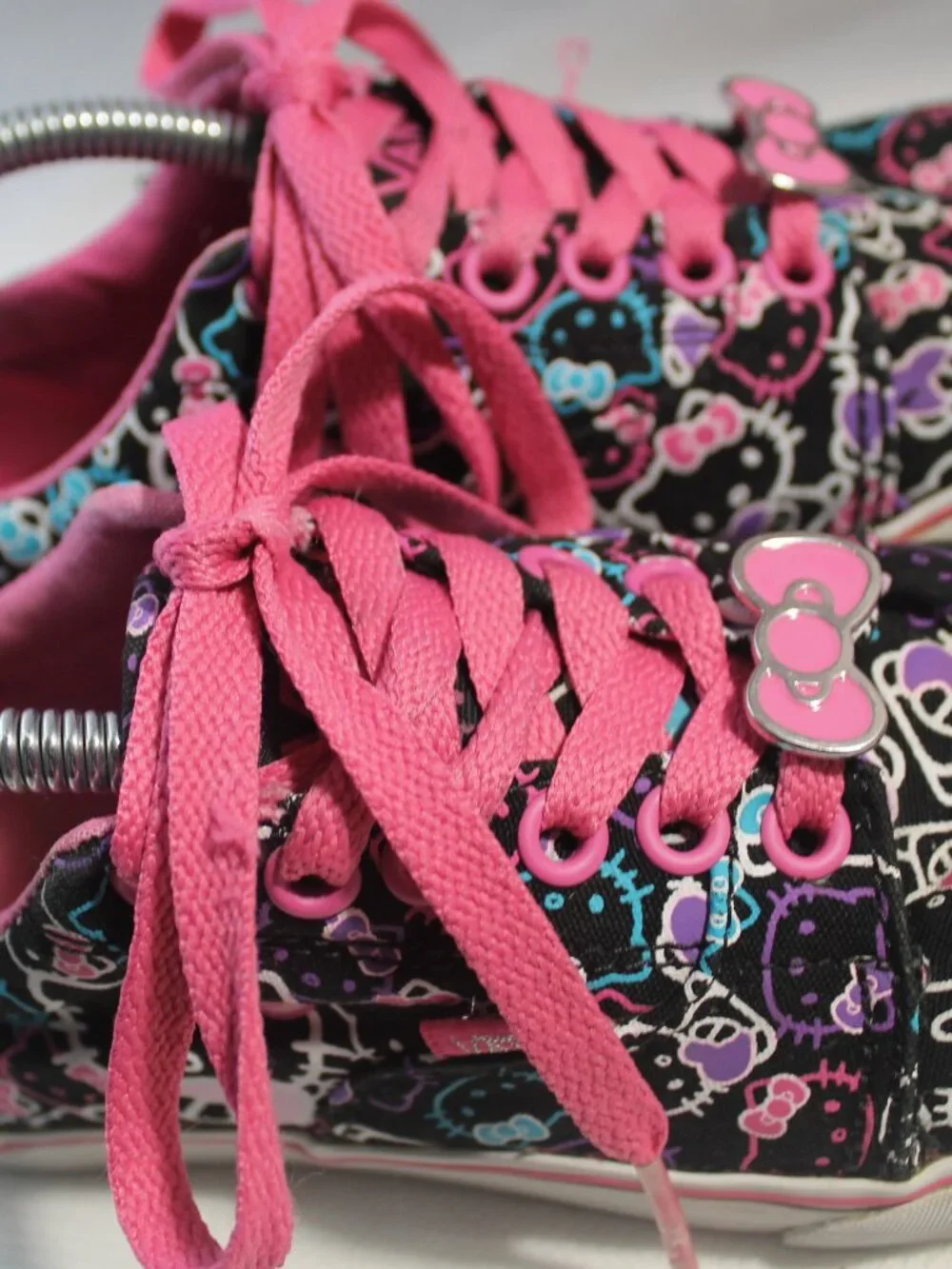 Hello Kitty Vans with Bow Charms Size 6